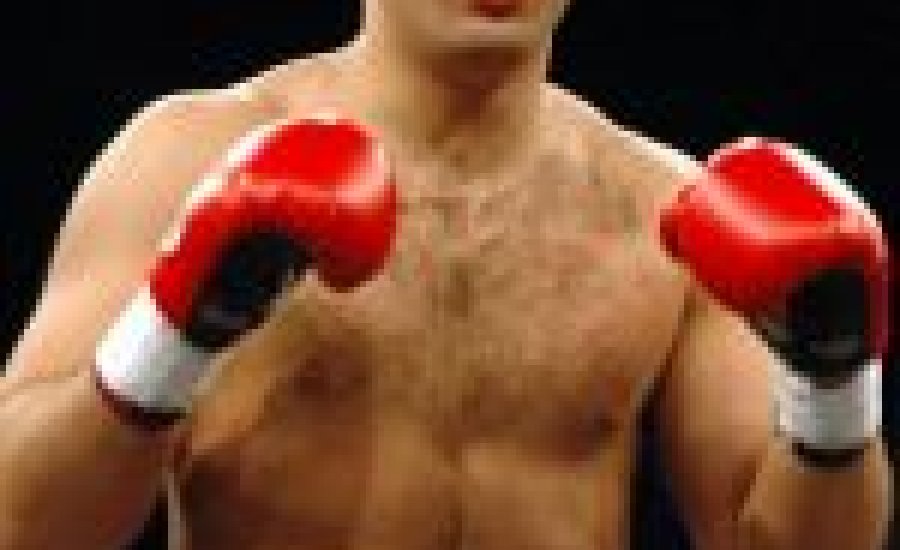 Török Dániel KO-val verte román ellenfelét