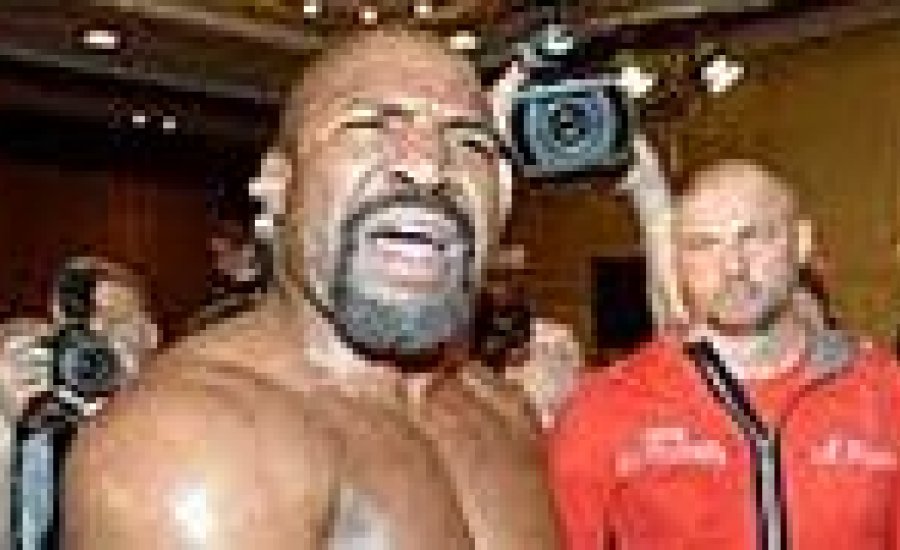 Shannon Briggs vs Cory Phelps