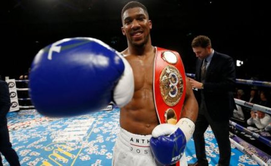 Bejelentették Joshua első címvédő küzdelmét