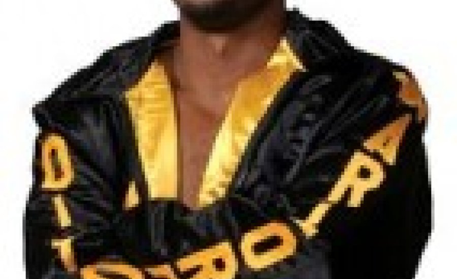 Super Six: Allan Green foglalja el Taylor helyét