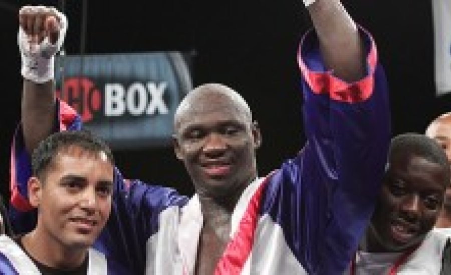 Tarver jól kezdett nehézsúlyban