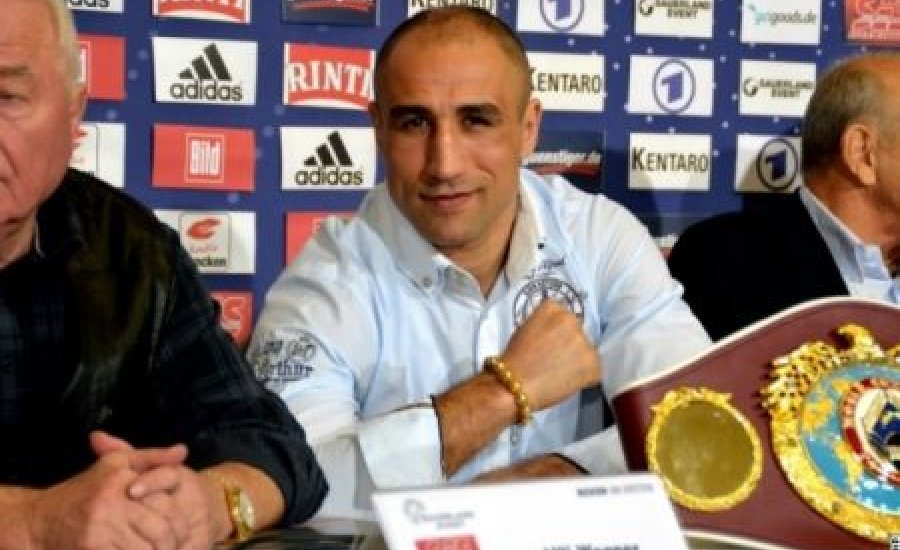 Murray lehet Abraham kihívója