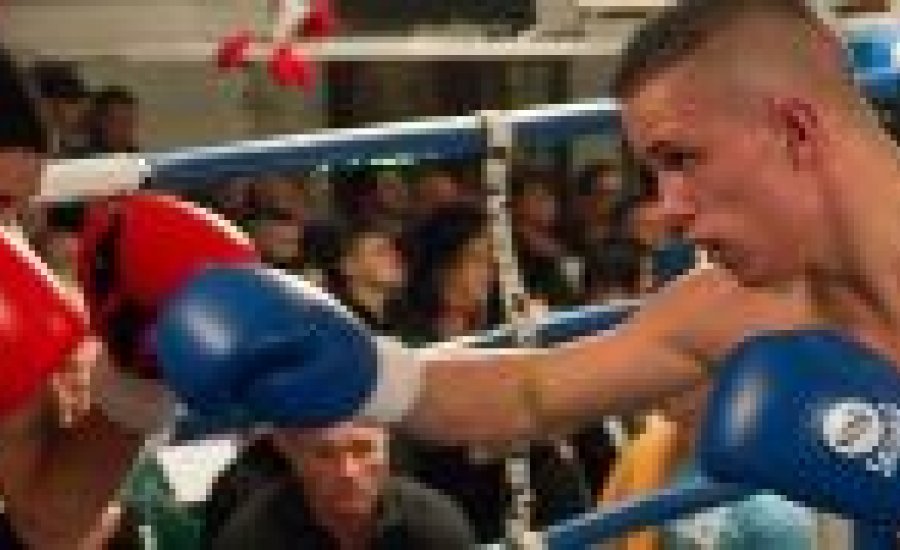 Az „előszilveszteri” bokszgála (video)