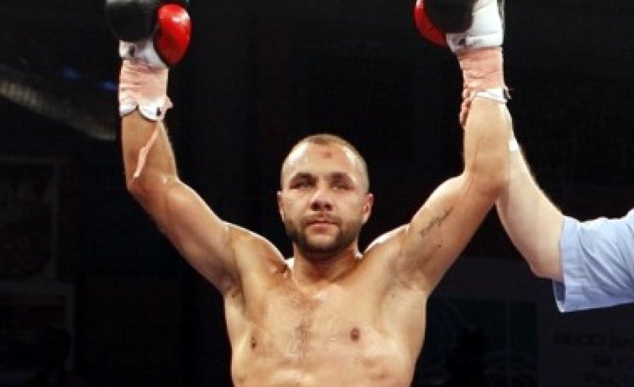 Bedák az interim vb-övért bokszolhat itthon