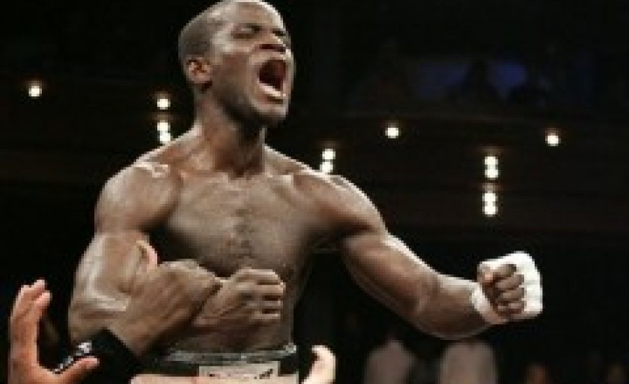 Clottey szerint Pacquiao is olyan, mint bárki más