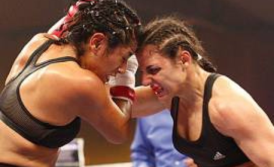 Csajok, akik a fejüket használták