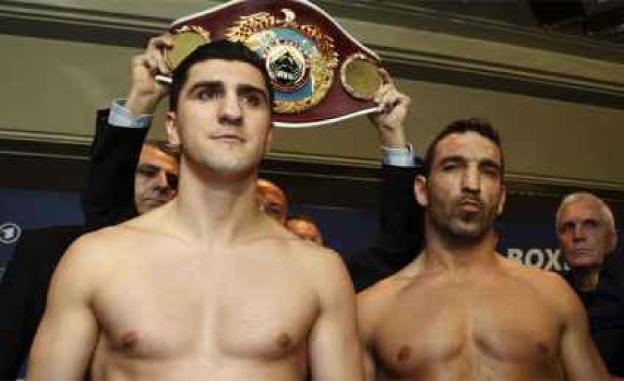 Mérlegre állt Huck és Arslan