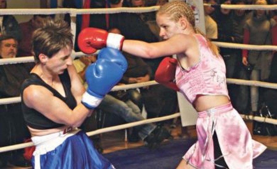 Szebelédi Renáta, a Rózsaszín bombázó ismét KO-ra törekszik