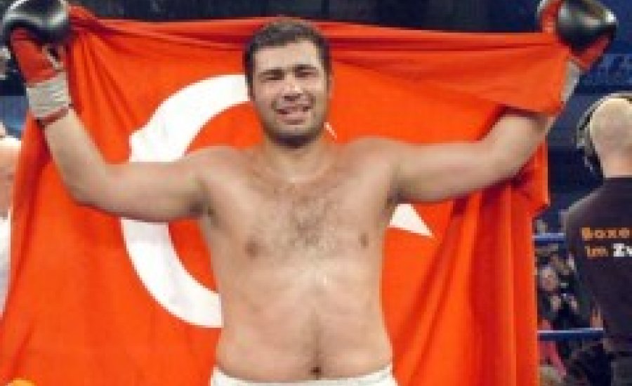 Kritikus állapotban a „Boszporusz Bikája”