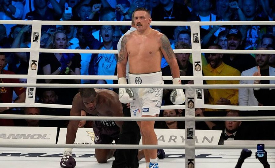 Usyk idő előtt nyert Dubois ellen
