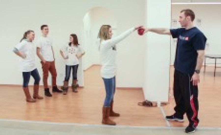 Bemelegítés gyerekekkel - Nagy Sándor jótékonysági eseményen népszerűsített