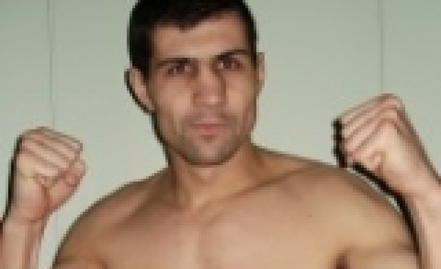 Az elitzsaru a ringben is kemény