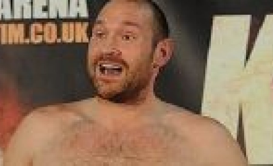 Tyson Fury tánca és vetkőzése (video)