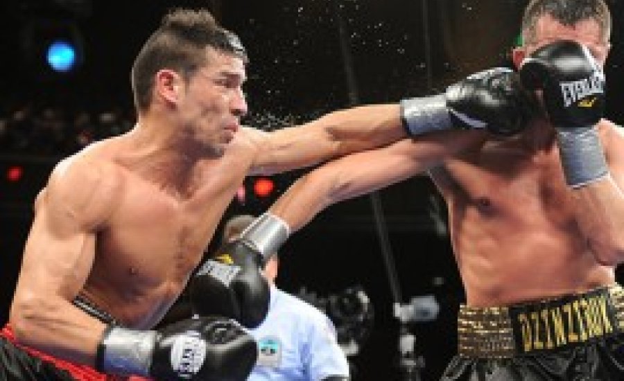 Martinez szétütötte Dzsinzsirukot