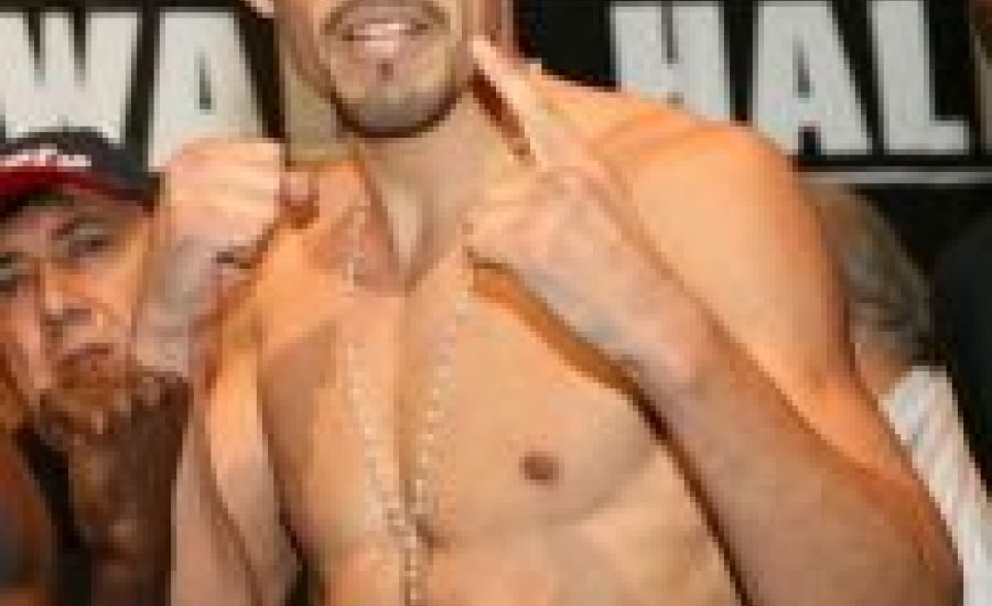 Nem engedik szorítóba a csaláson kapott bokszolót