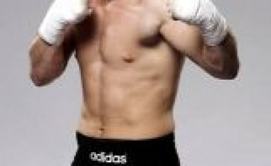 Erdei Zsolt mellett Tajbert is a WBC övért bunyózik