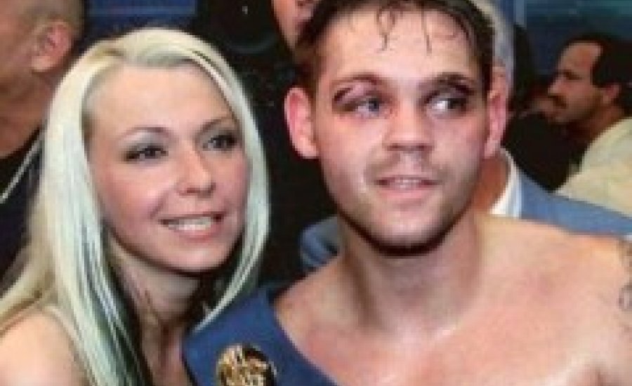 Kinyírta magát az alkoholista Boxlady