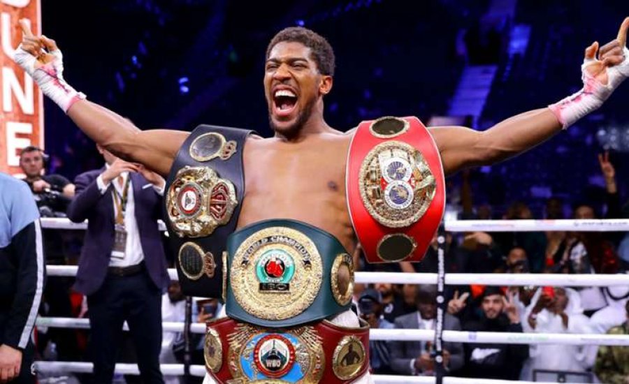 Anthony Joshua kész feladni a WBO övet Tyson Fury kedvéért