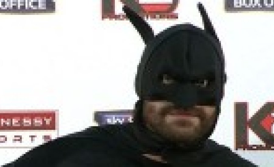 „Batman” leverte „Jókert”, hergelte Klicskót