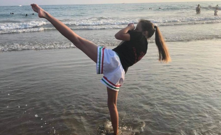 Újabb magyar érmek internetes kick-boxban