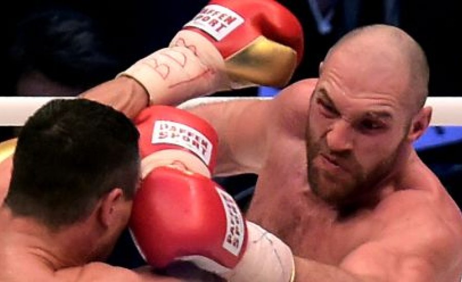 Fury a doppinggyanú ellenére bokszolhat