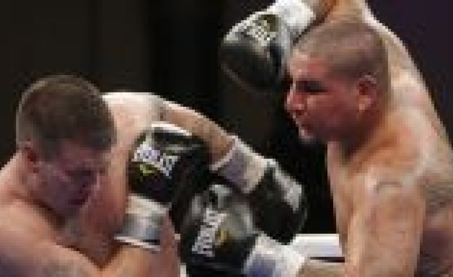 Arreola leverte Mintót, aki rájött, sok neki a nehézsúly