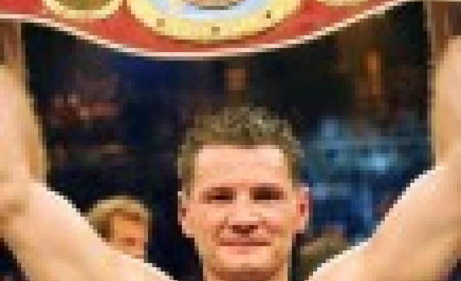 Erdei Zsolt májusban bokszolhat