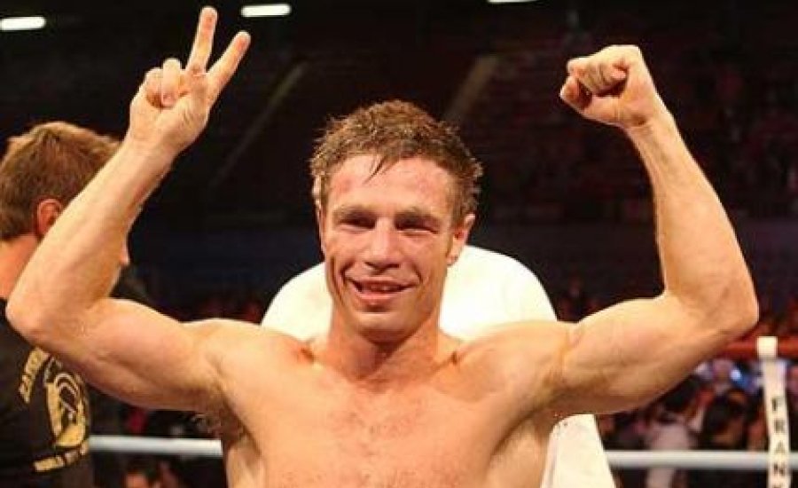 Katsidis megnyerte a visszatérő küzdelmét