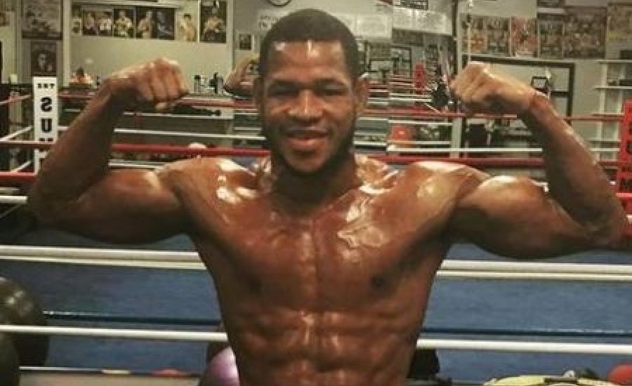 Barrera el akarja pusztítani Andre Ward-ot