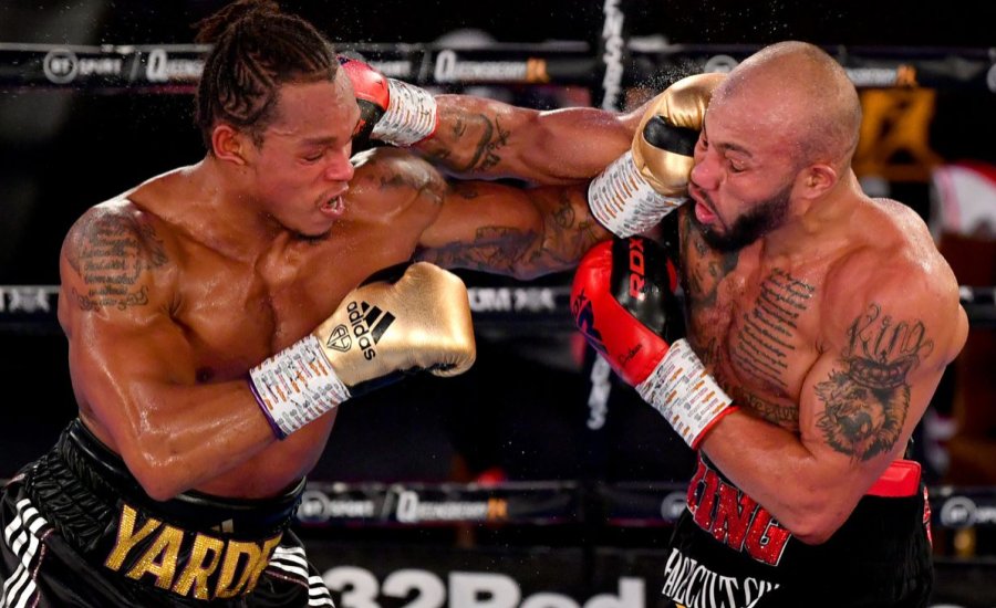 Lyndon Arthur pontozással legyőzte Yarde-t