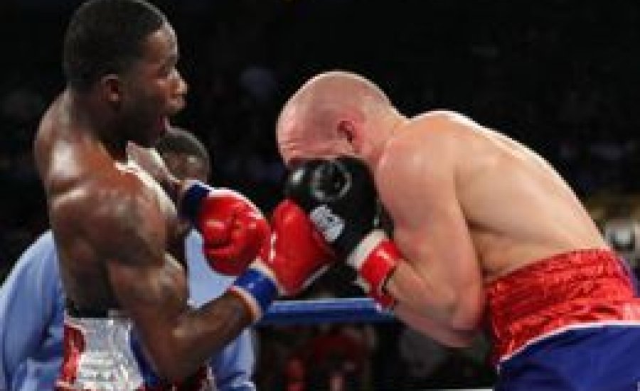 Broner szétszedte Rees-t