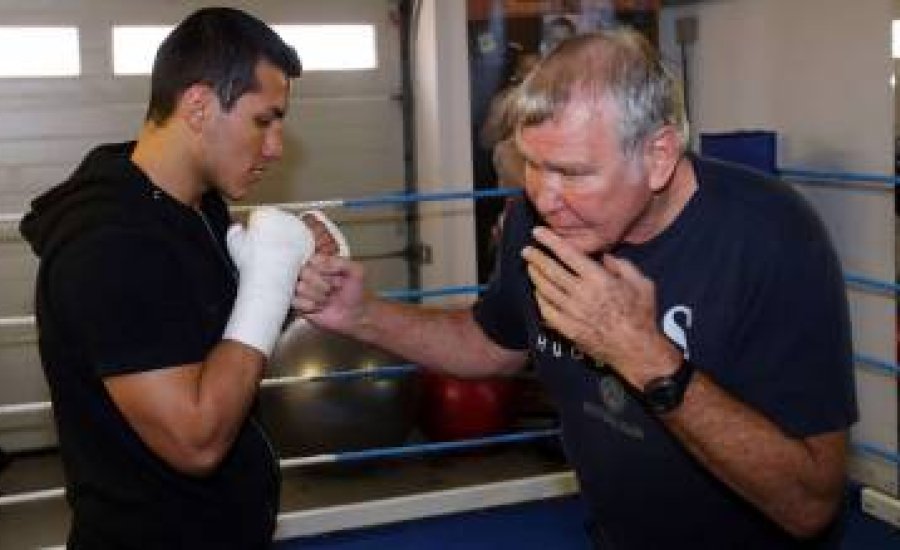 Sdunek Jack Culcay edzéseit irányítja