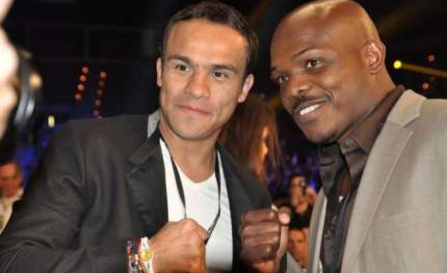 Órákon belül bejelenthetik a Marquez-Bradley mérkőzést