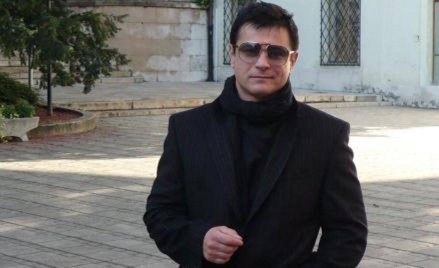 Regényt írt a volt bokszbajnok