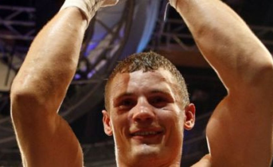 Stieglitz megvédte WBO-övét japán kihívója ellen