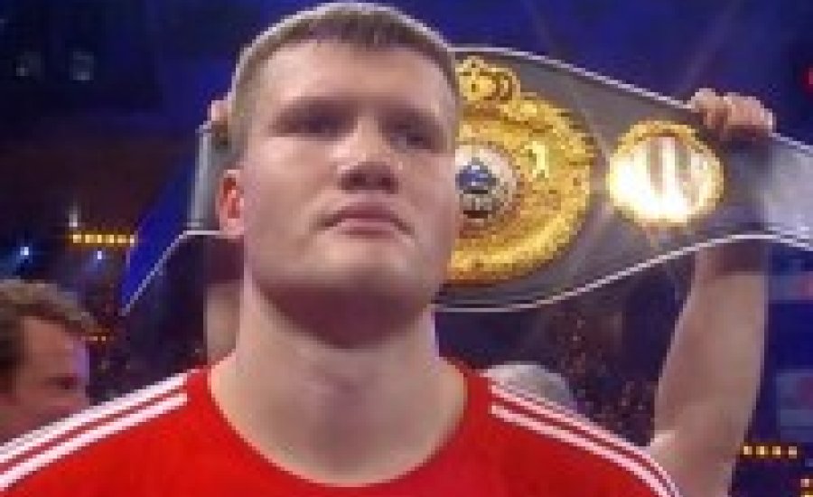 Dimitrenko kihívta az új Európa-bajnokot