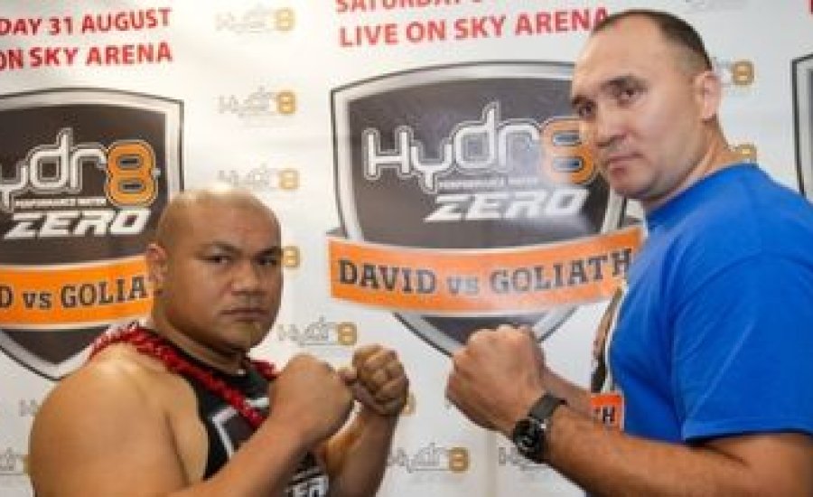 David Tua benevez valamelyik Klicsko-fivérre