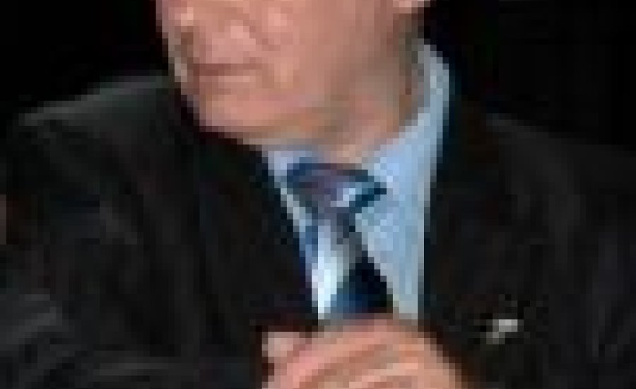 A Magyar Ökölvívásért Érdemérem Gedó Györgynek