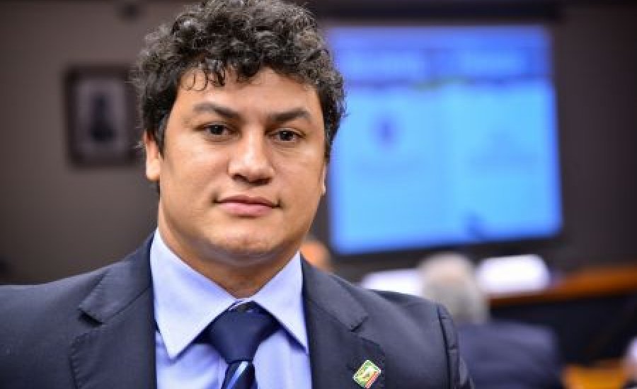 Popo kiütéssel nyert