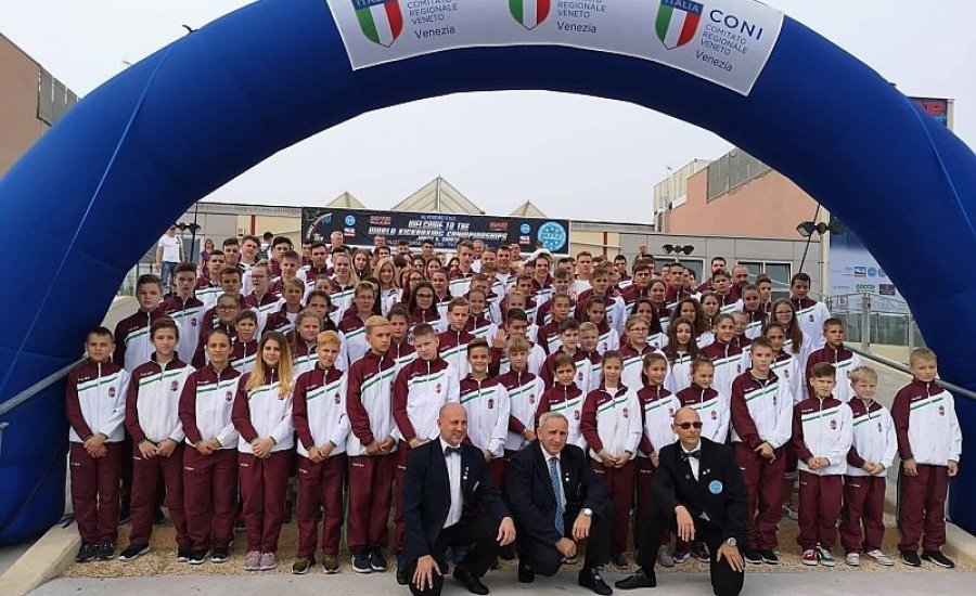 Magyar éremdömping az utánpótlás kickbox vb-n