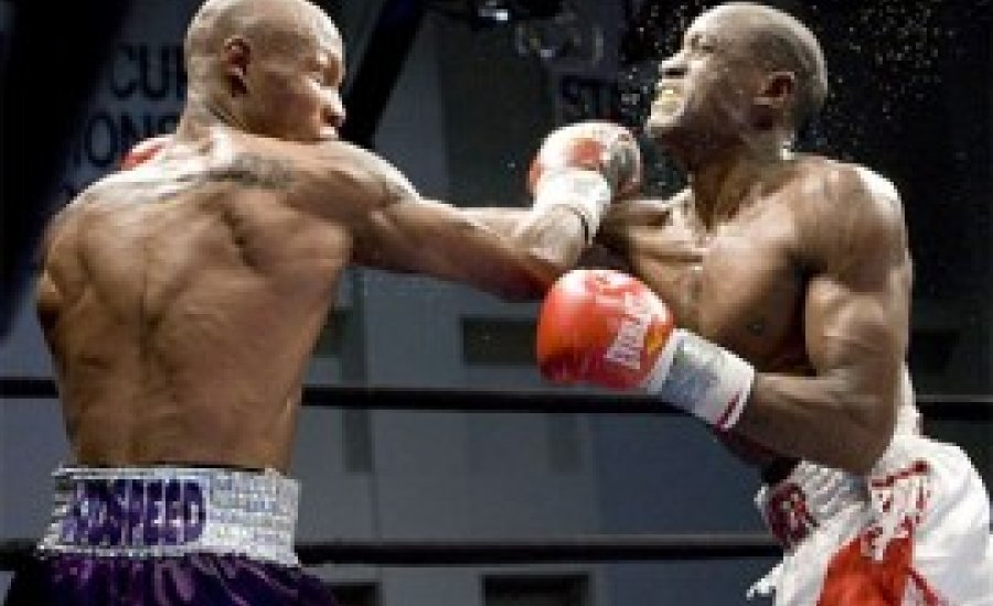 Judah újra kisváltósúlyú bajnok