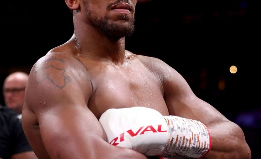 Mégsem zavar be Usyk a tervezett Joshua/Fury párharcba?