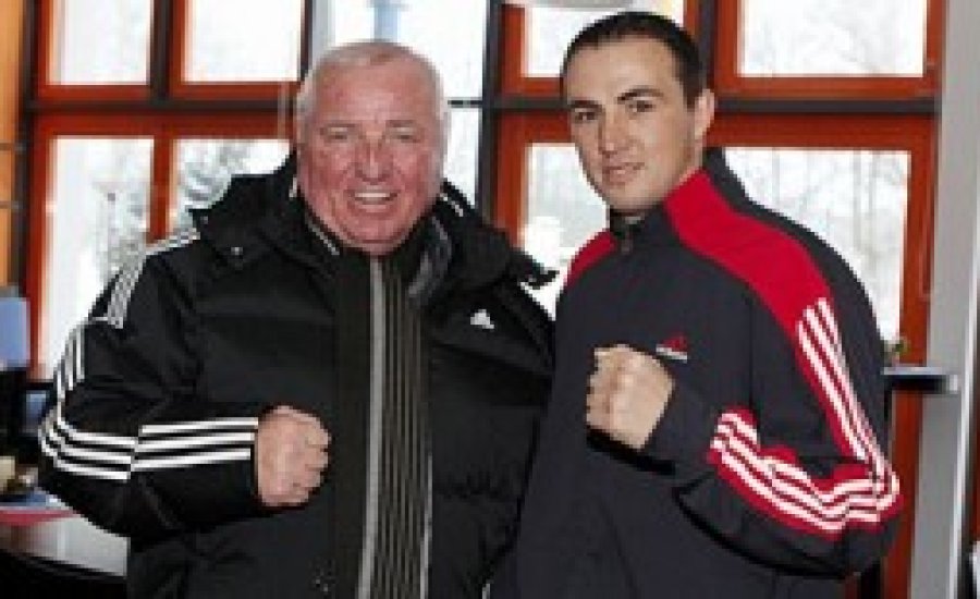 Gutknecht a Sauerland Eventhez szerződött