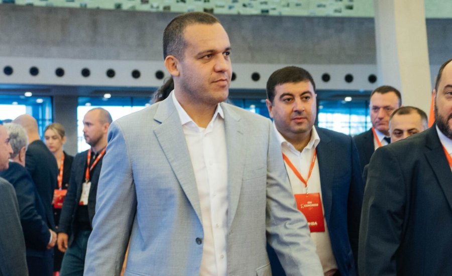 Az IBA-elnök az ökölvívás üldözésével vádolja a NOB-ot