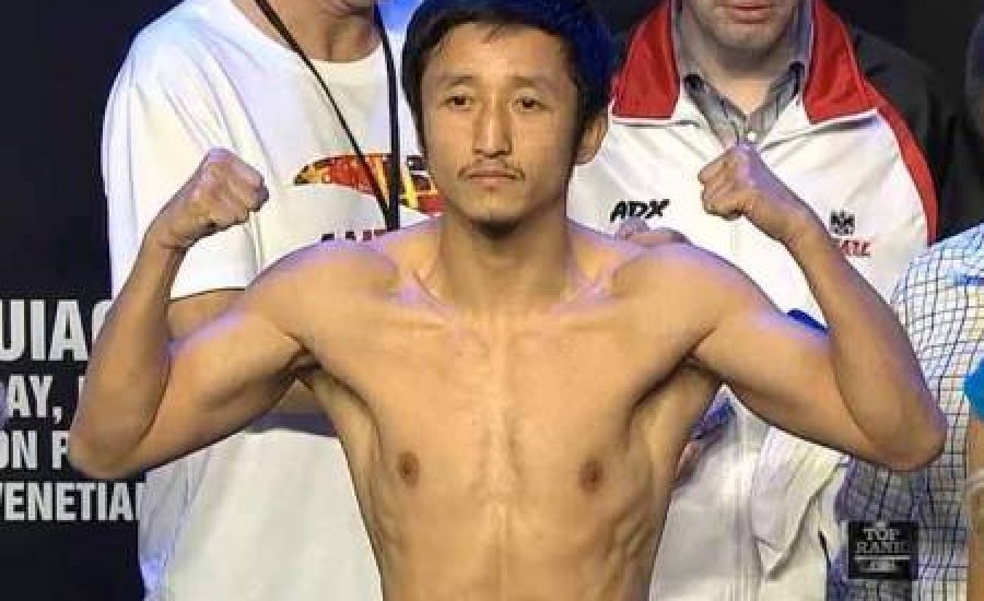 Zou Shiming dagad az önbizalomtól