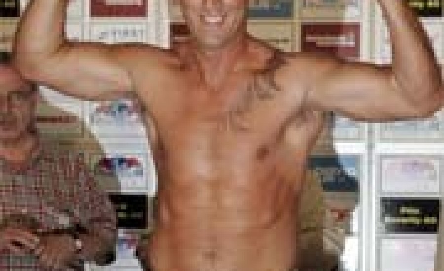 Andreas Sidon ismét bokszolhat