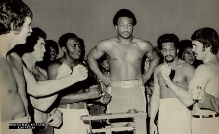 Classic Boxing: Foreman vs Five