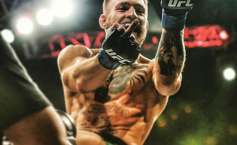 Conor McGregor megint benézett a böribe