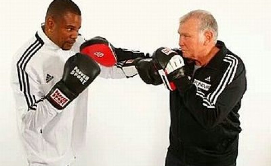 Juan Carlos Gomez a kecskeméti gálán bokszol?