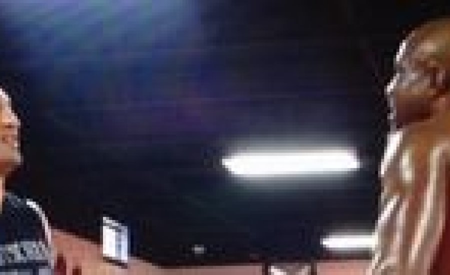 Briggs trollkodása Klicsko edzésén